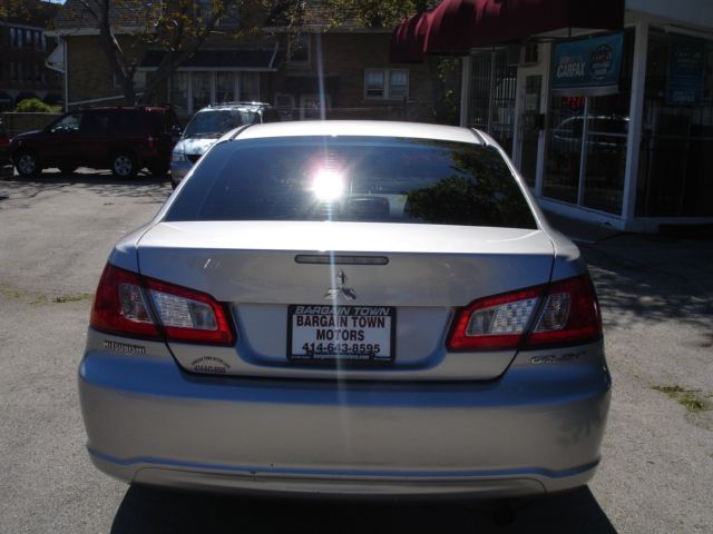 Mitsubishi Galant 2009 photo 12