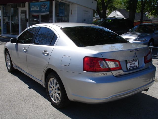 Mitsubishi Galant 2009 photo 28