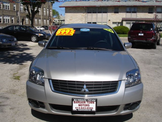 Mitsubishi Galant 2009 photo 5