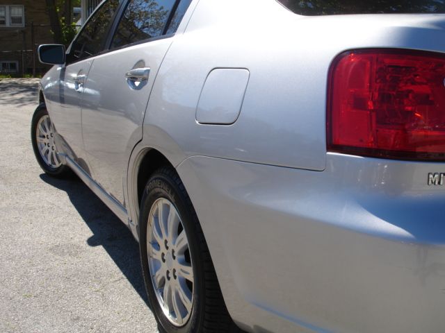 Mitsubishi Galant 2009 photo 6