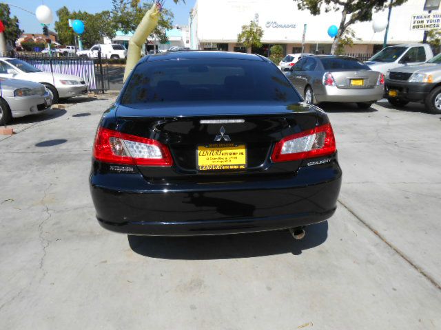 Mitsubishi Galant 2009 photo 1