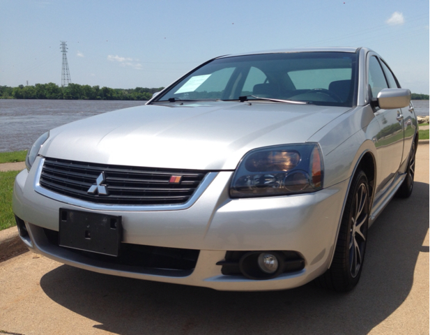 Mitsubishi Galant 2009 photo 1