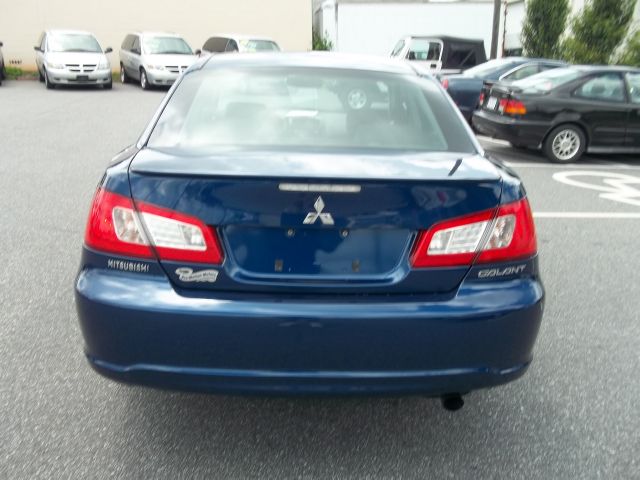 Mitsubishi Galant 2009 photo 1