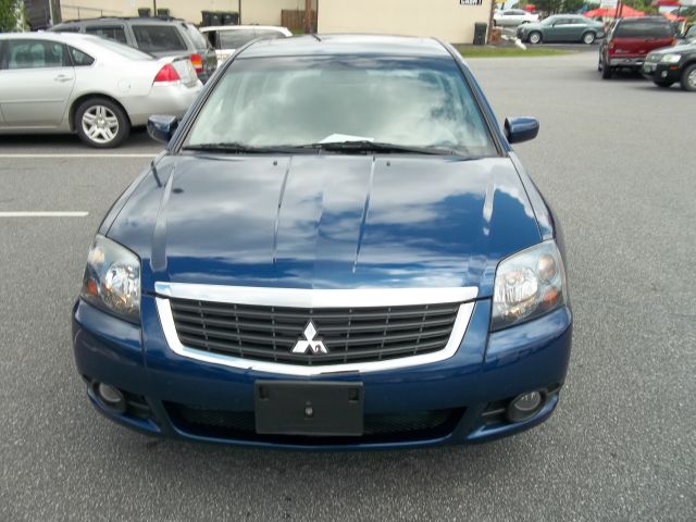 Mitsubishi Galant 2009 photo 2