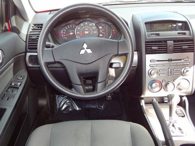 Mitsubishi Galant 2010 photo 2