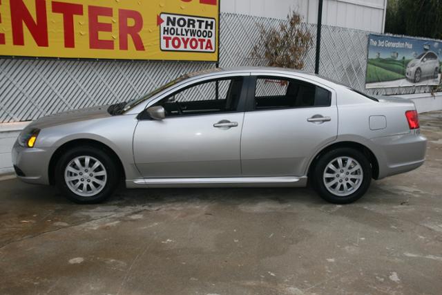 Mitsubishi Galant 2010 photo 4