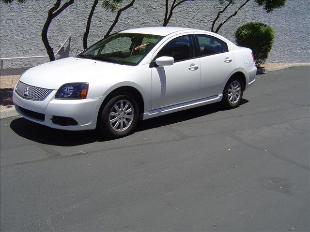 Mitsubishi Galant 2010 photo 1