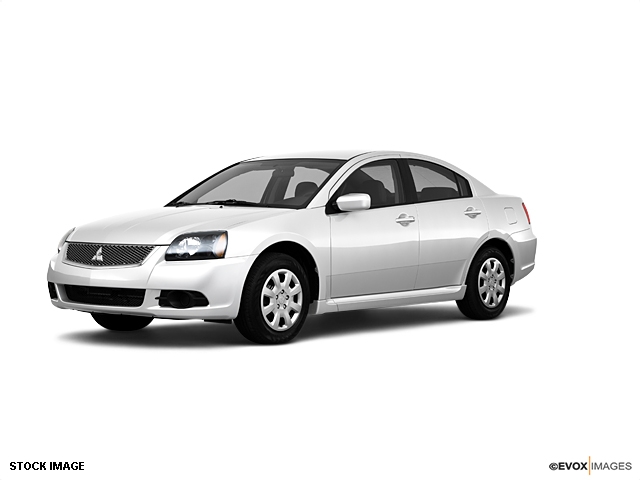 Mitsubishi Galant 2010 photo 2