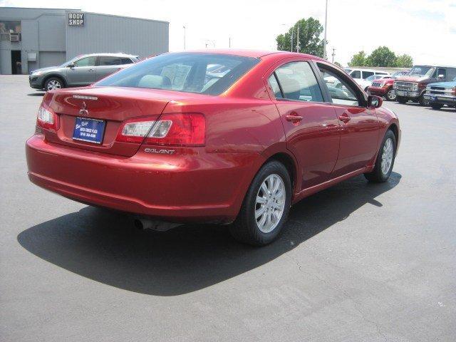 Mitsubishi Galant 2011 photo 4