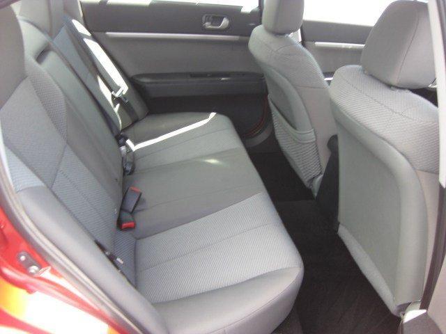 Mitsubishi Galant 2011 photo 7