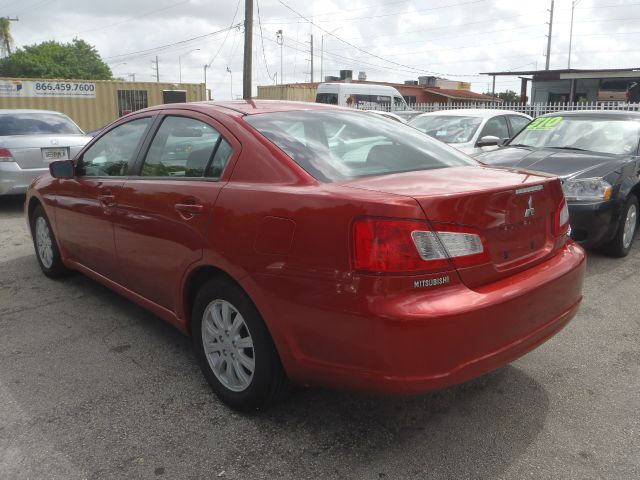 Mitsubishi Galant 2012 photo 4