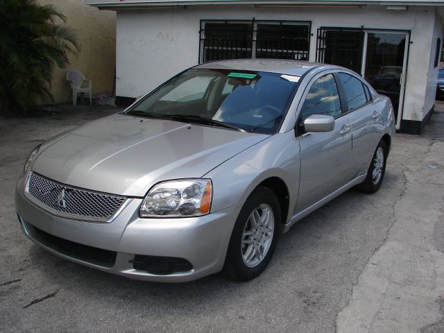 Mitsubishi Galant 2012 photo 5