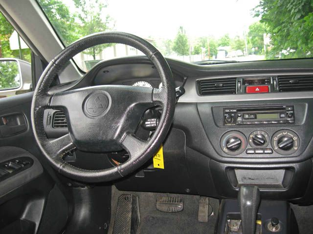 Mitsubishi Lancer 2002 photo 7