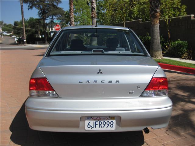 Mitsubishi Lancer 2002 photo 2