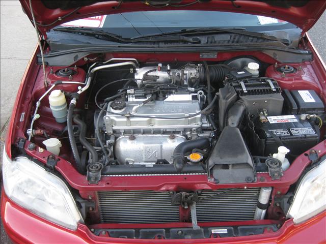 Mitsubishi Lancer 2002 photo 4