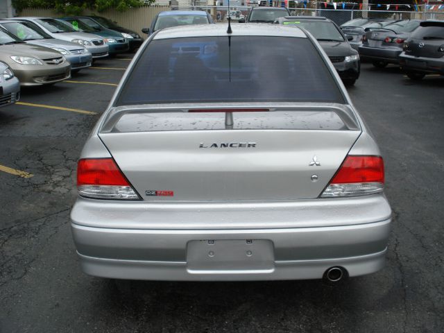 Mitsubishi Lancer LE 2WD 7-pass Sedan