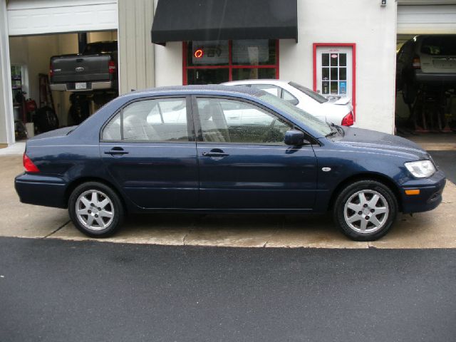 Mitsubishi Lancer 2002 photo 9