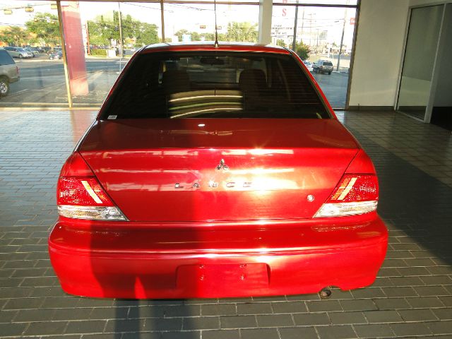 Mitsubishi Lancer 2002 photo 10