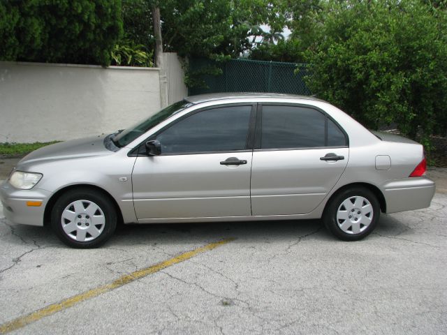 Mitsubishi Lancer 2002 photo 1