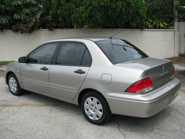 Mitsubishi Lancer 2002 photo 3