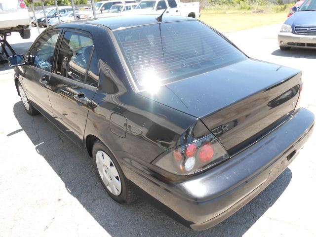 Mitsubishi Lancer 2002 photo 2