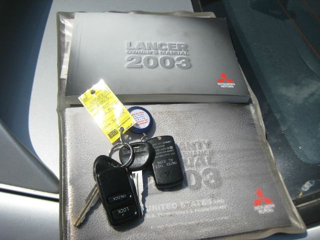 Mitsubishi Lancer 2003 photo 8