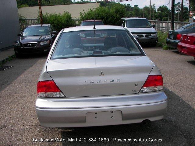 Mitsubishi Lancer 2003 photo 10