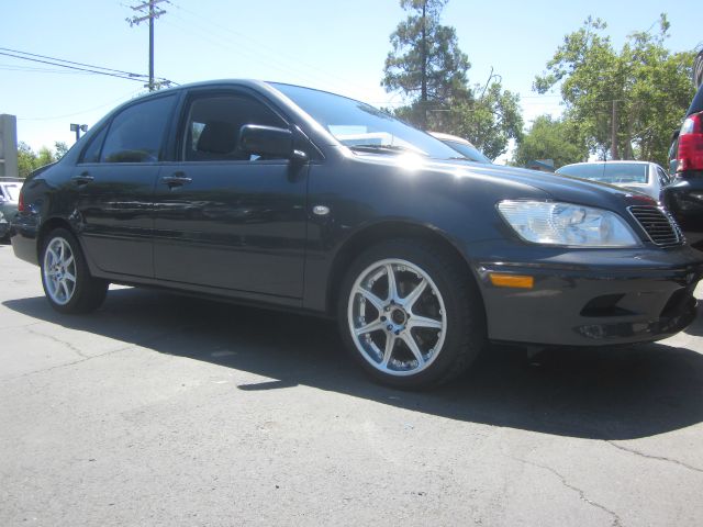 Mitsubishi Lancer 2003 photo 3