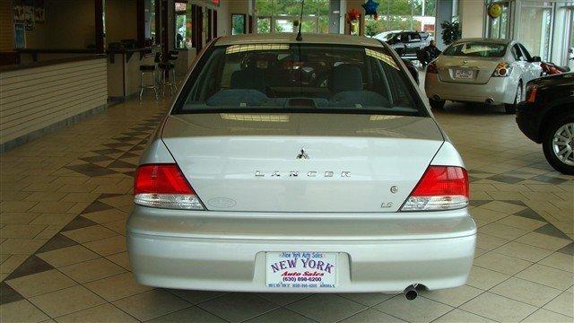 Mitsubishi Lancer 2003 photo 3