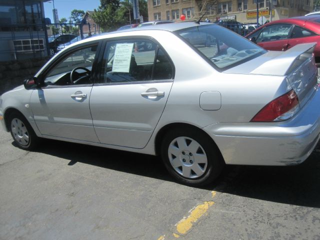 Mitsubishi Lancer 2003 photo 11