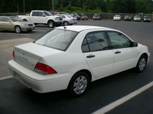 Mitsubishi Lancer 2003 photo 1