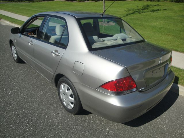 Mitsubishi Lancer 2004 photo 6