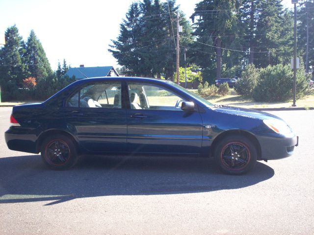 Mitsubishi Lancer 2004 photo 1