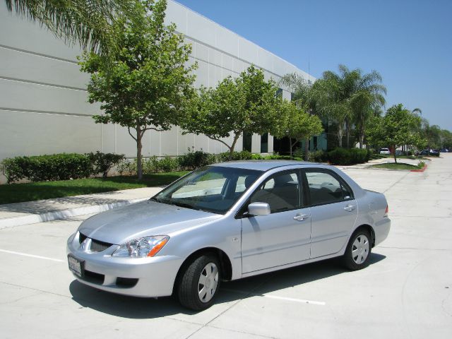 Mitsubishi Lancer 2005 photo 25