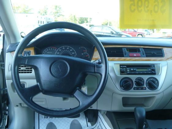 Mitsubishi Lancer 2005 photo 2