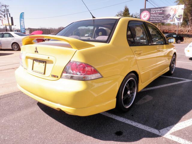 Mitsubishi Lancer 2005 photo 4