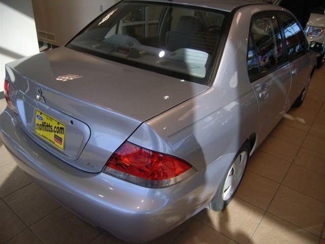 Mitsubishi Lancer 2005 photo 5