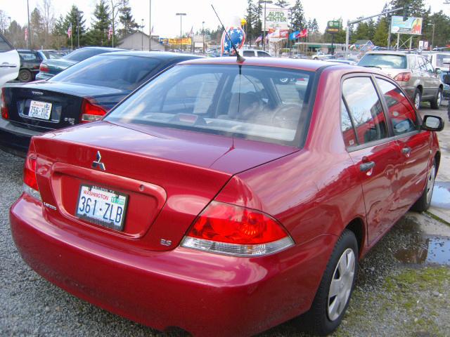 Mitsubishi Lancer 2005 photo 3