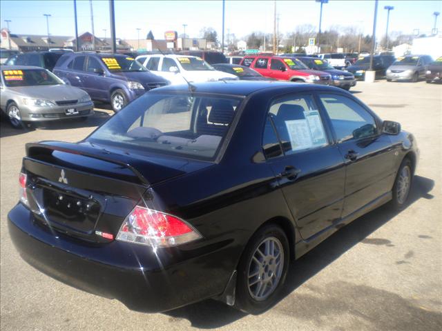 Mitsubishi Lancer 2005 photo 4