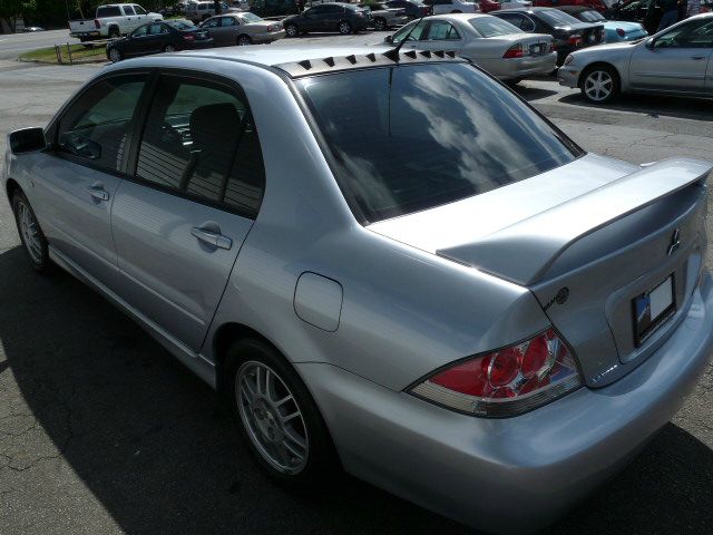 Mitsubishi Lancer LE 2WD 7-pass Sedan