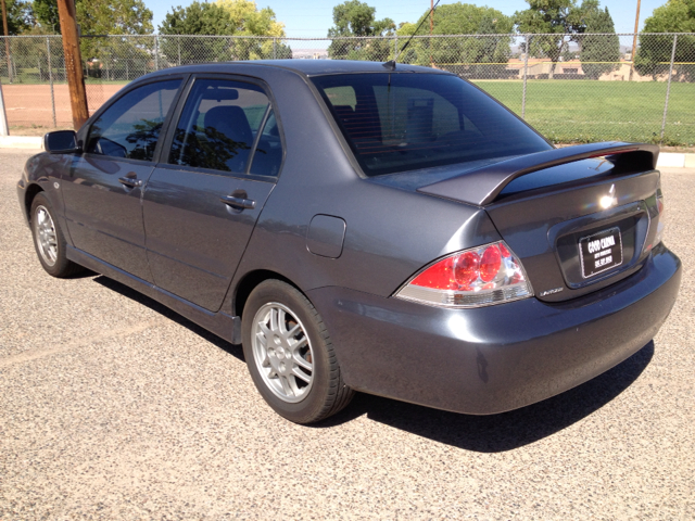 Mitsubishi Lancer 2006 photo 2