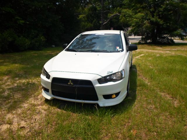 Mitsubishi Lancer 4WD Ext Cab LT Sedan