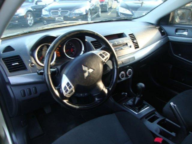 Mitsubishi Lancer 2008 photo 2