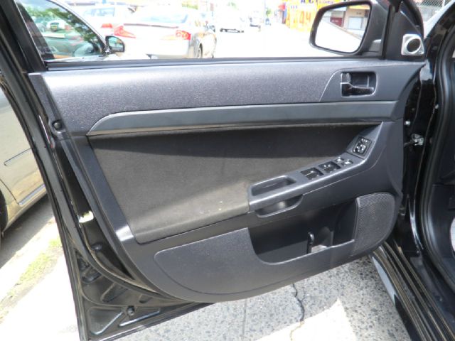 Mitsubishi Lancer 2009 photo 3