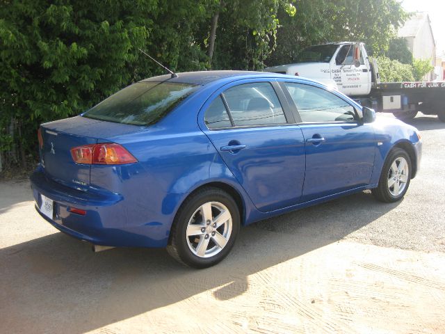 Mitsubishi Lancer 4WD Ext Cab LT Sedan