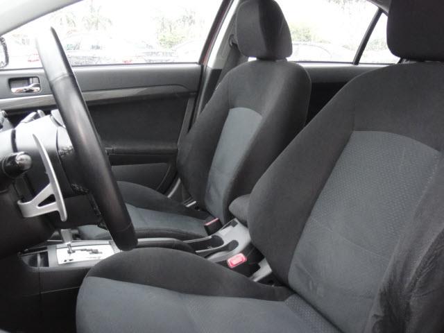 Mitsubishi Lancer 2009 photo 10