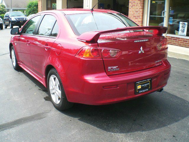 Mitsubishi Lancer 2009 photo 4