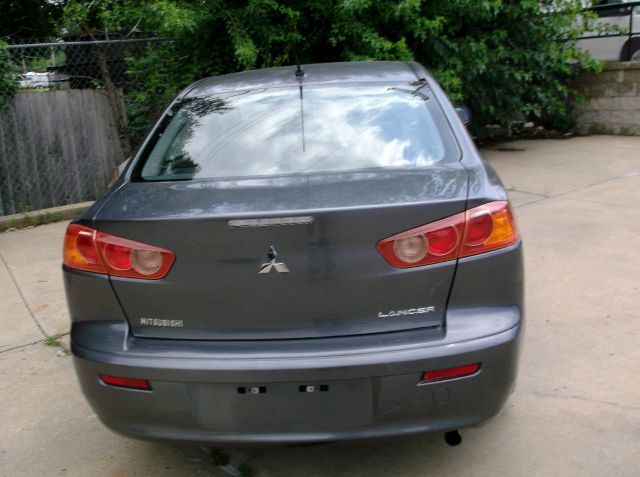 Mitsubishi Lancer 2009 photo 2