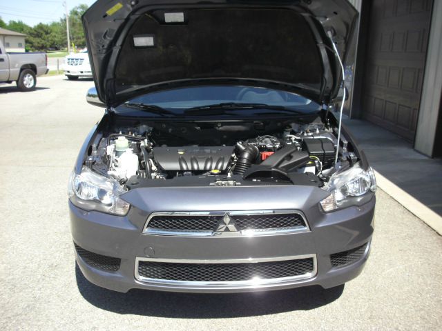 Mitsubishi Lancer 2010 photo 7