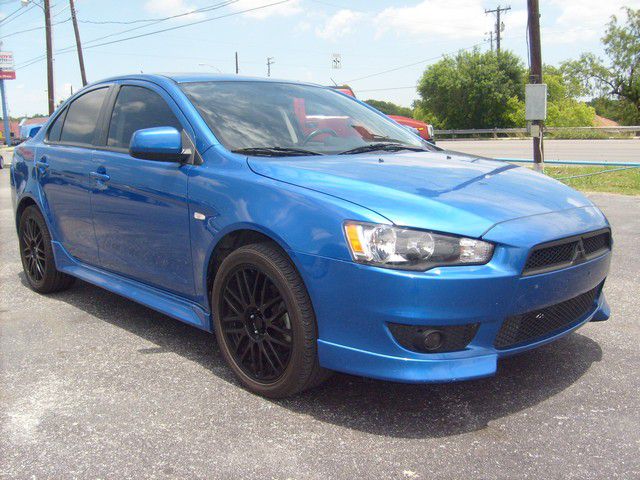 Mitsubishi Lancer 2010 photo 13